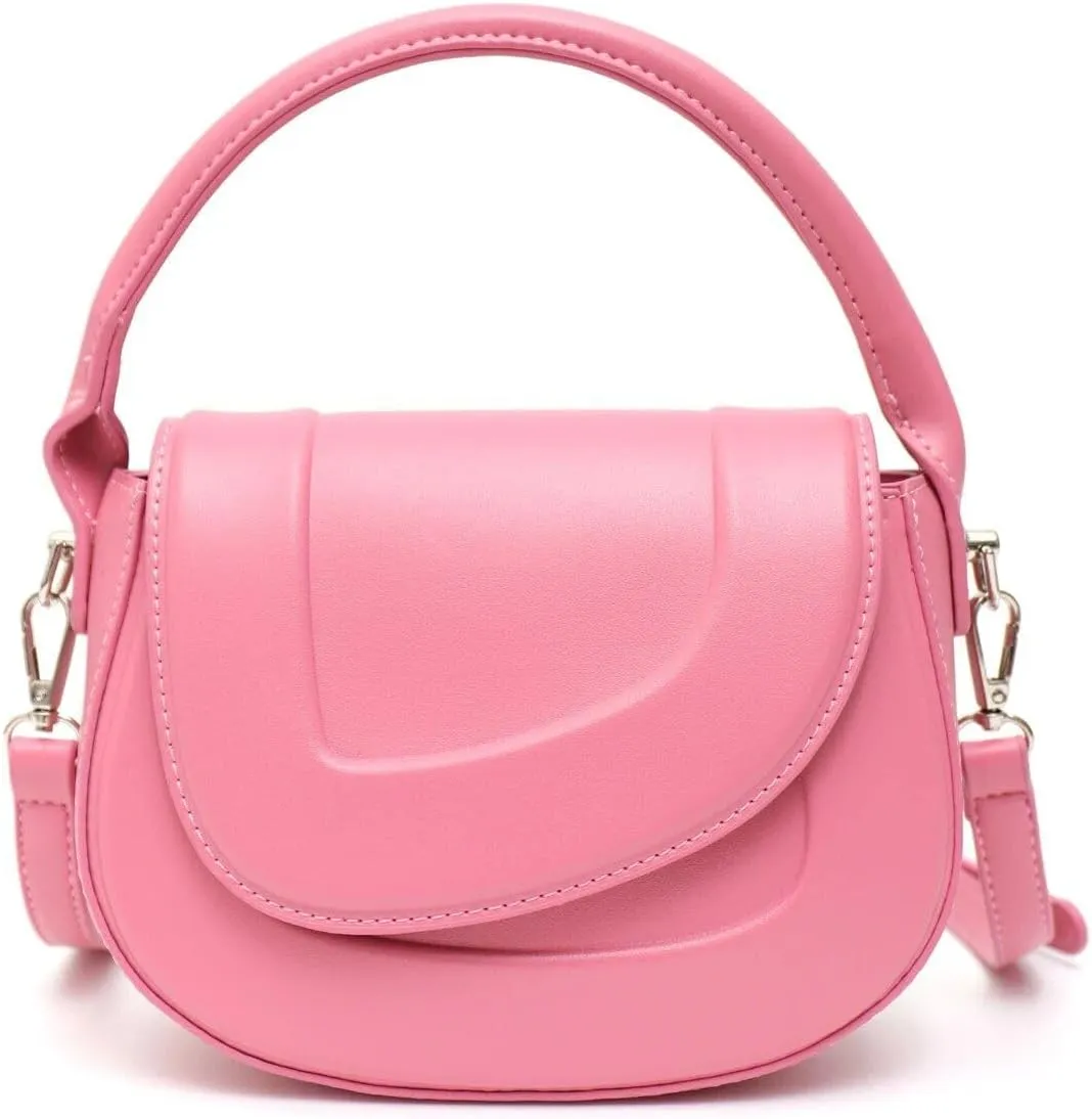 elegant minimalist saddle shoulder bag