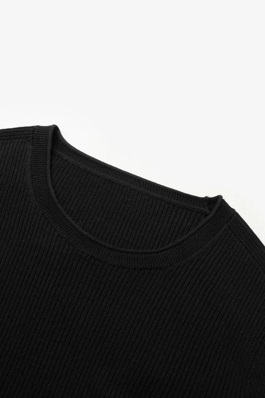 Round Neck Fine Knit Black