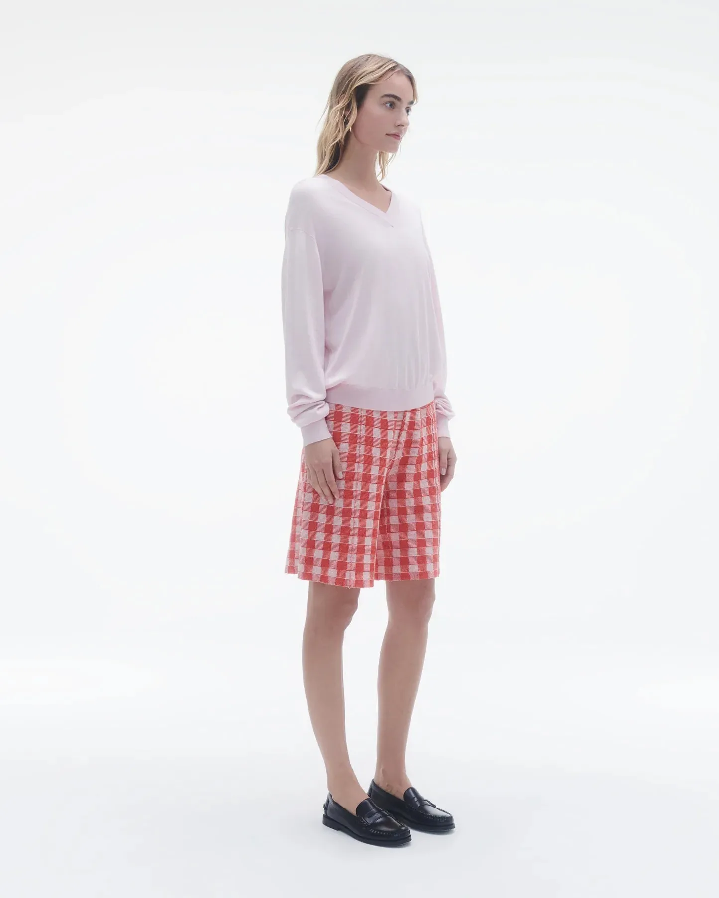 The V in Silk/Linen in Powder